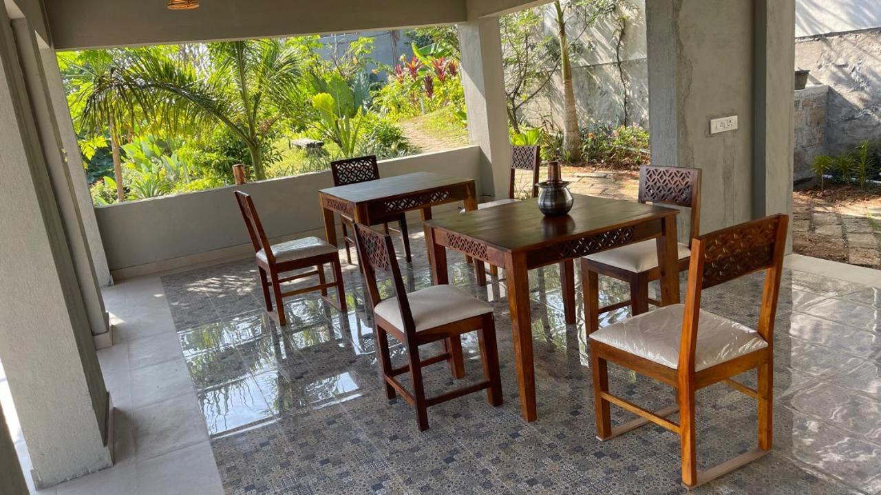 Antharyamin Hotel Thiruvananthapuram ภายนอก รูปภาพ