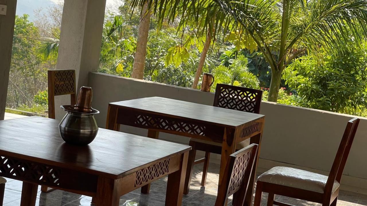 Antharyamin Hotel Thiruvananthapuram ภายนอก รูปภาพ