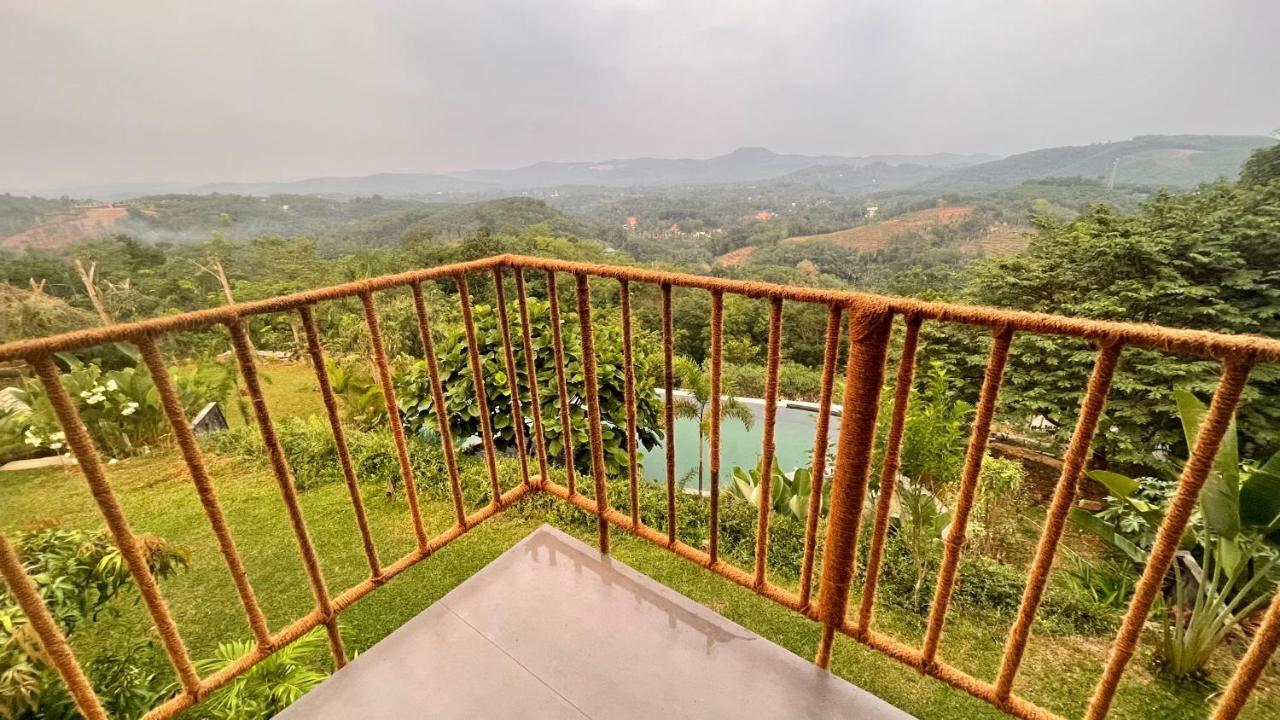 Antharyamin Hotel Thiruvananthapuram ภายนอก รูปภาพ